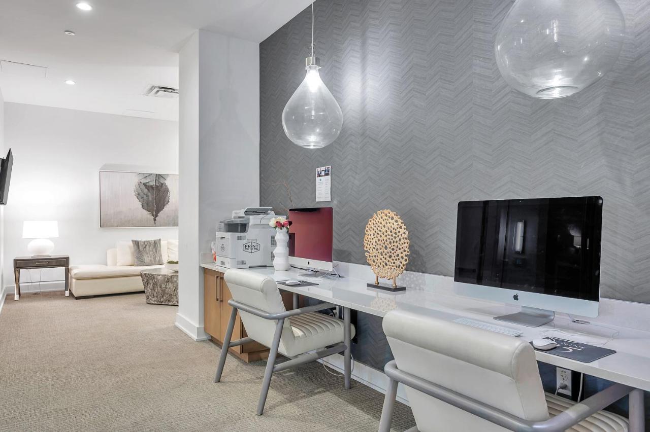 Luxury 1 Bedroom With Den Downtown Tampa Apt - City Views, Rooftop Pool, Workspace Zewnętrze zdjęcie