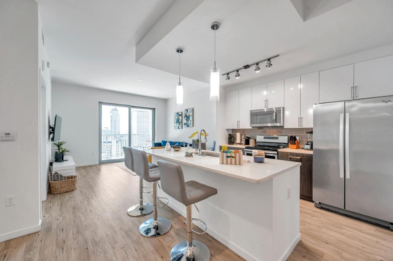 Luxury 1 Bedroom With Den Downtown Tampa Apt - City Views, Rooftop Pool, Workspace Zewnętrze zdjęcie