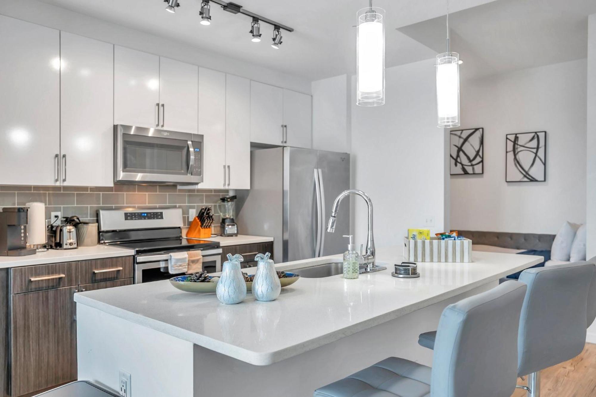 Luxury 1 Bedroom With Den Downtown Tampa Apt - City Views, Rooftop Pool, Workspace Zewnętrze zdjęcie