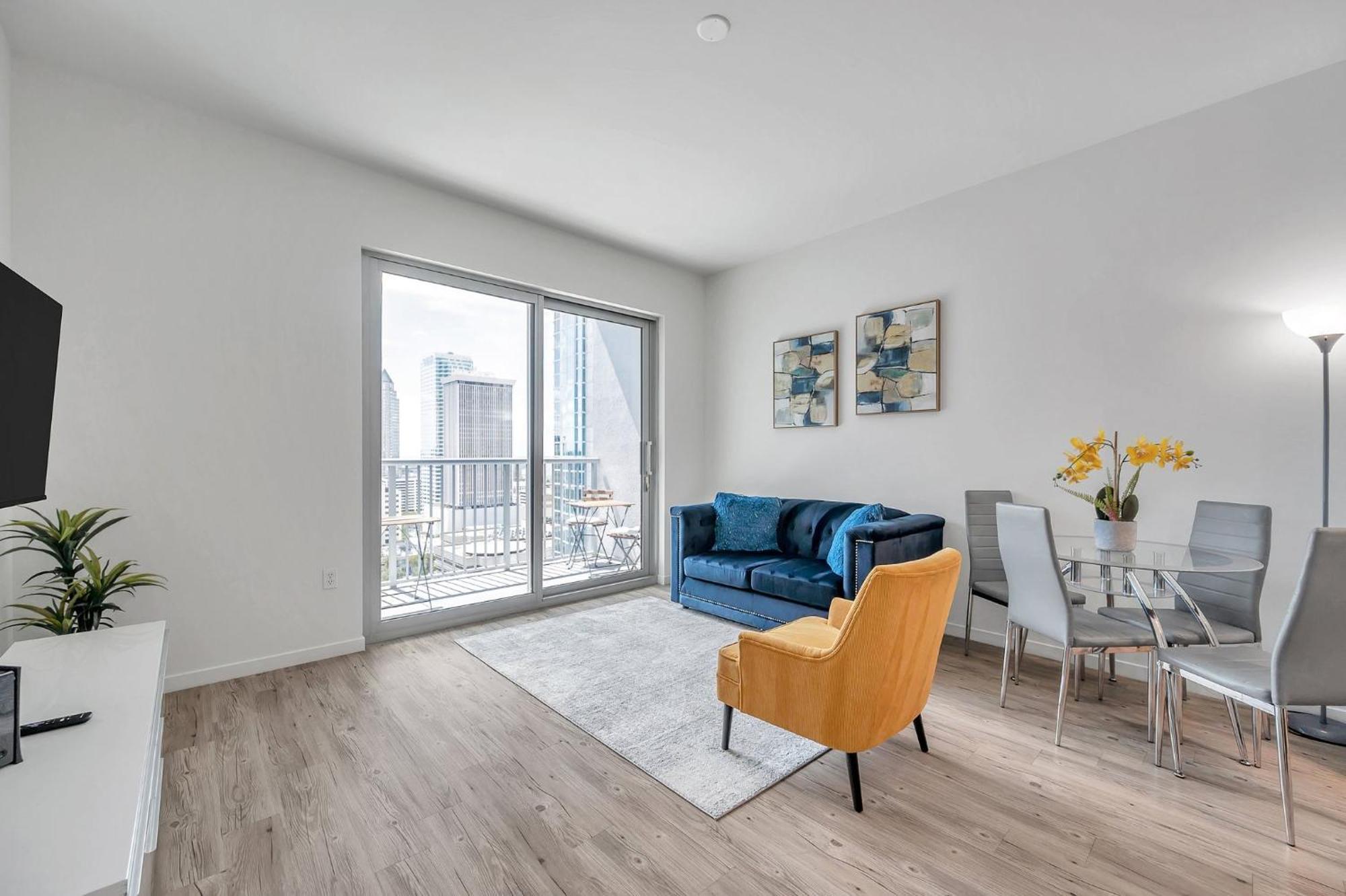 Luxury 1 Bedroom With Den Downtown Tampa Apt - City Views, Rooftop Pool, Workspace Zewnętrze zdjęcie